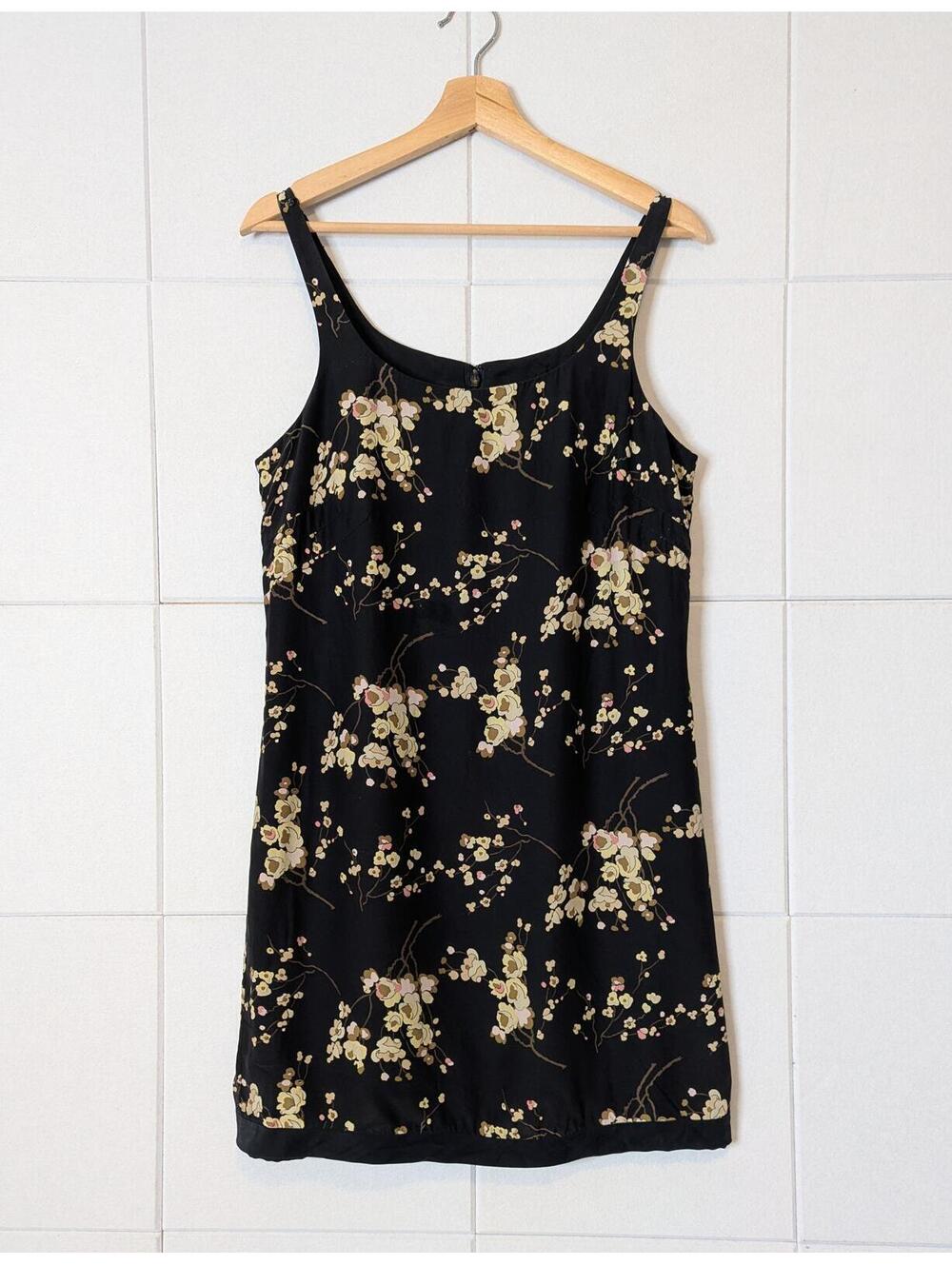 Vintage 90s 00s Banana Republic 100% silk mini slip dress